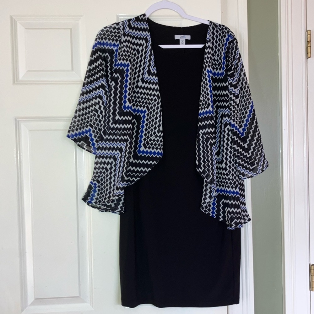 Two attached piece flowy dress/shawl combo petite Small black dress knee length